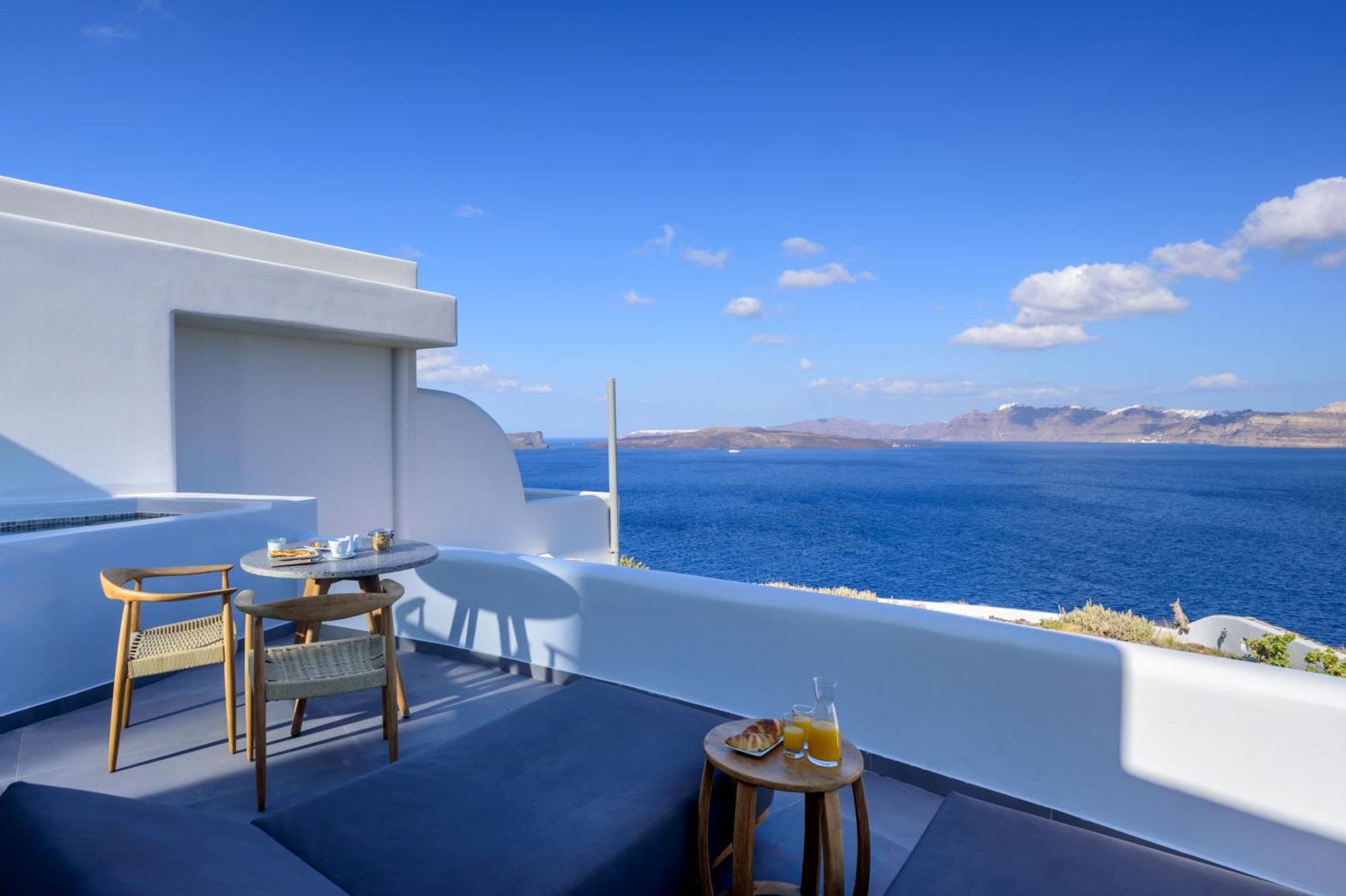 Neptune Luxury Suites Akrotírion Exterior foto